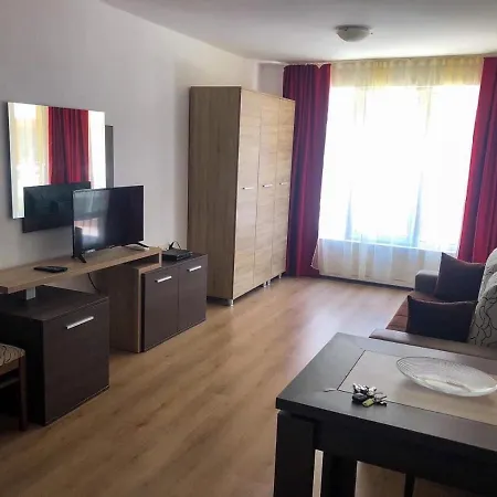 아파트 Sunrise Apartments, *