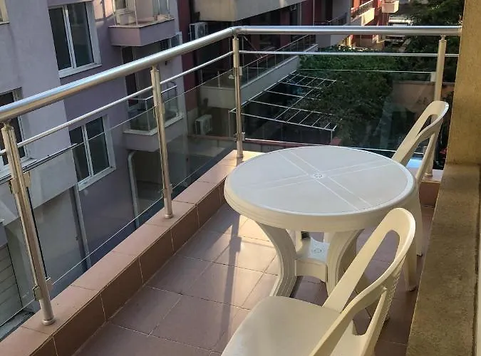 Apartamento Sunrise Apartments, Pomorie